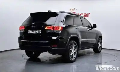 Jeep Cherokee 2019 3.6 гидро в Москве № 169714, миниатюра 2