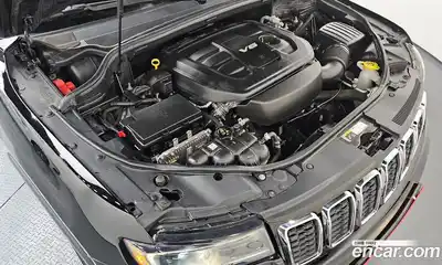 Jeep Cherokee 2019 3.6 гидро в Москве № 169714, миниатюра 6