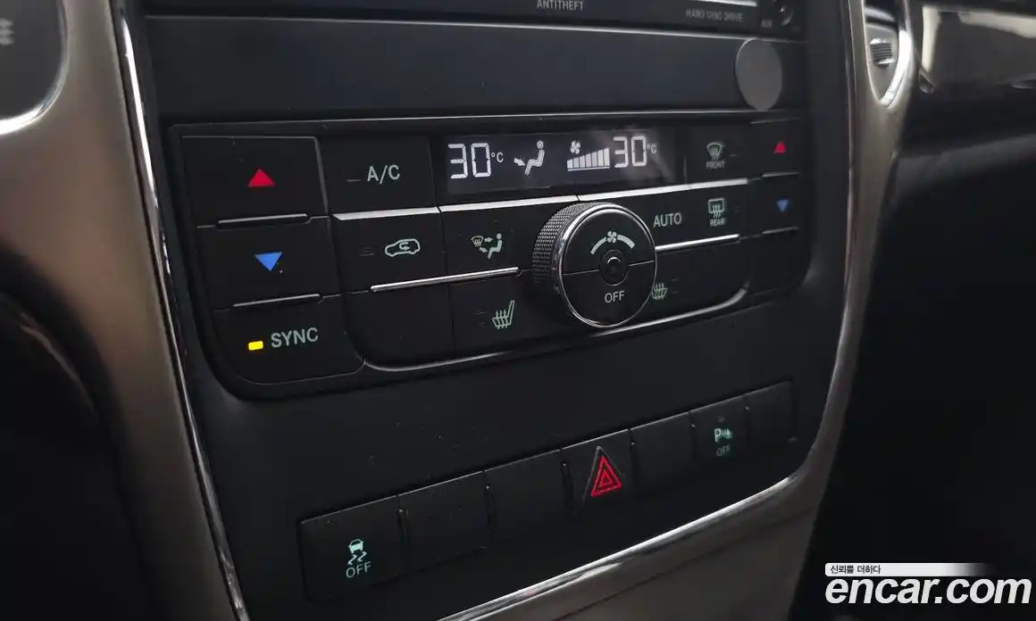 Jeep Cherokee 2011 3.0 гидро в Москве № 169922, фото 16