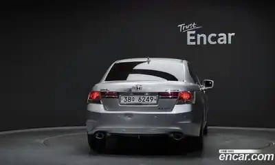 Honda Accord 2011 3.5 гидро в Москве № 170679, миниатюра 4