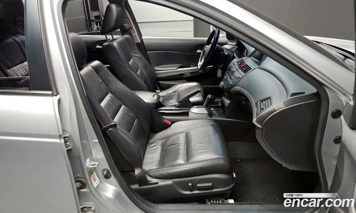 Honda Accord 2011 3.5 гидро в Москве № 170679, фото 10