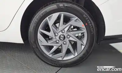 Hyundai Avante 2025 1.6 гидро в Москве № 1830149, миниатюра 7