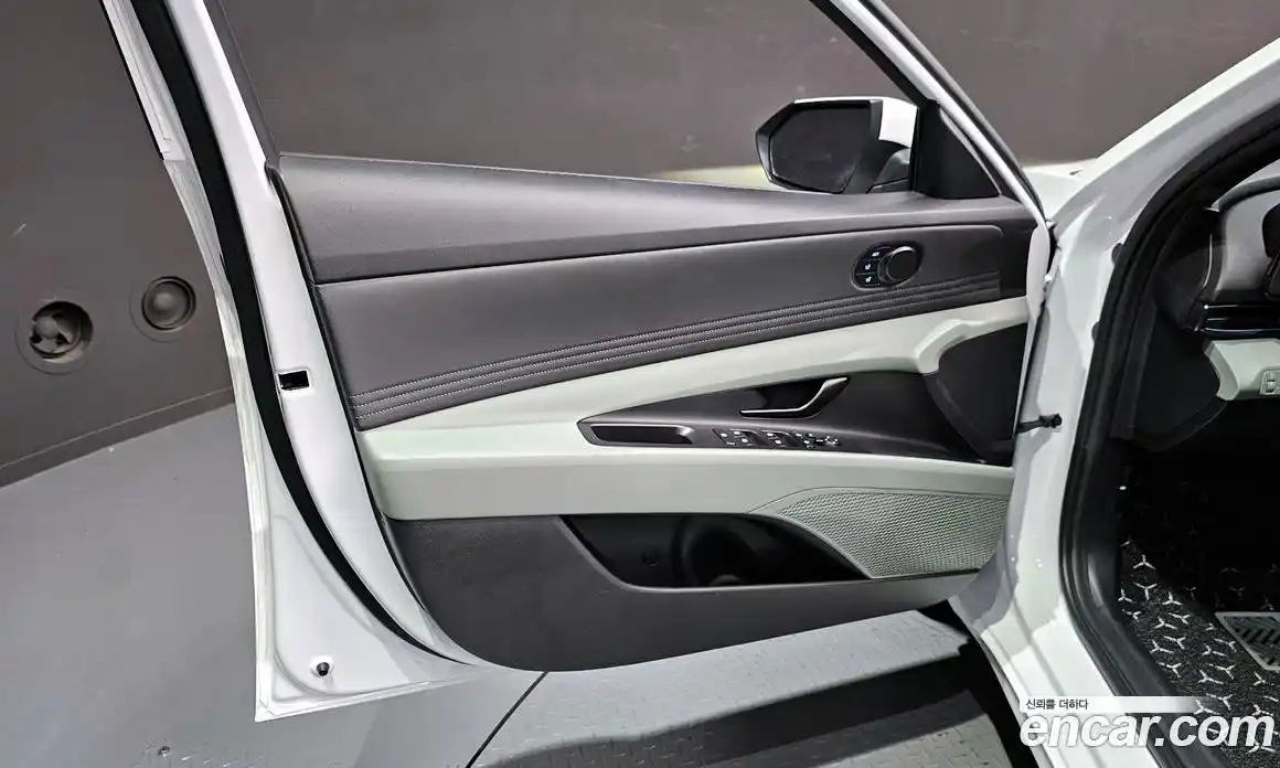 Hyundai Avante 2024 1.6 гидро в Москве № 1830158, фото 14