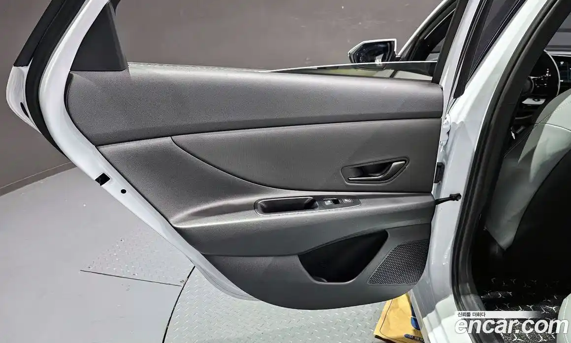 Hyundai Avante 2024 1.6 гидро в Москве № 1830158, фото 15