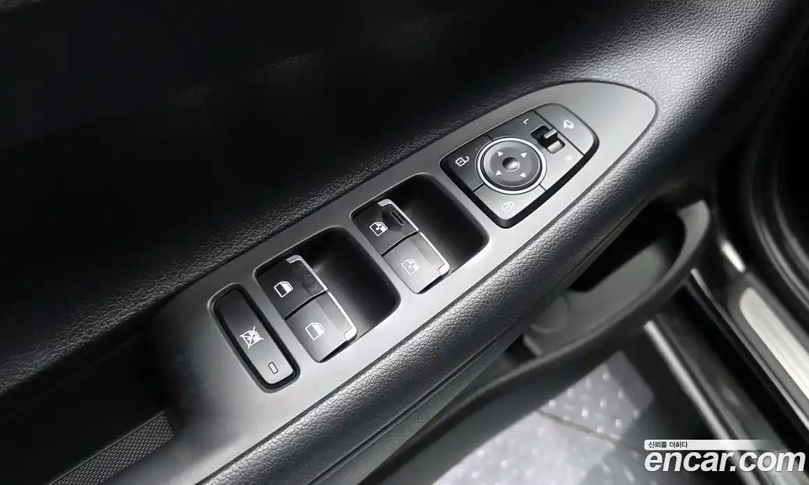 Hyundai Grandeur 2019 2.4 гидро в Москве № 1830918, фото 28