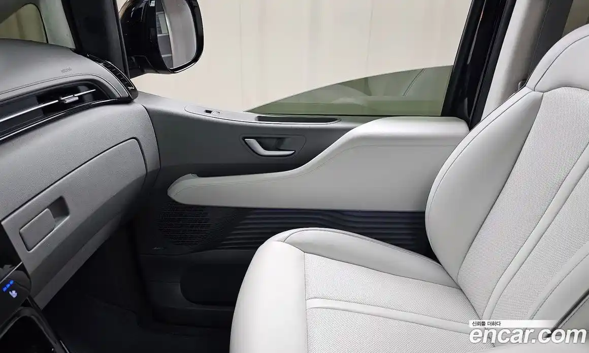Hyundai Staria 2022 2.2 гидро в Москве № 1830959, фото 15
