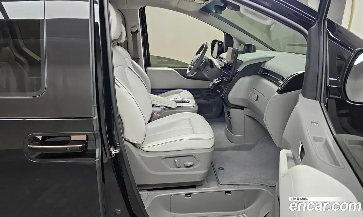 Hyundai Staria 2022 2.2 гидро в Москве № 1830959, фото 16