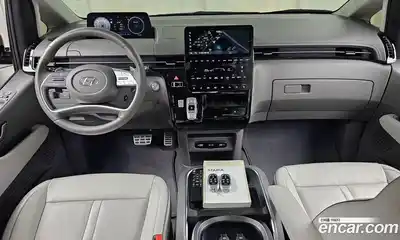 Hyundai Staria 2022 2.2 гидро в Москве № 1830959, миниатюра 10
