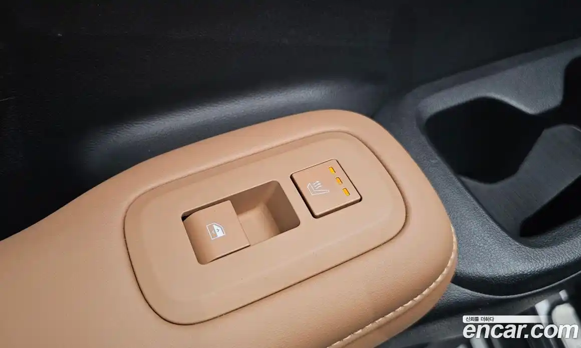 Hyundai Santa Fe 2024 2.5 гидро в Москве № 1830998, фото 31