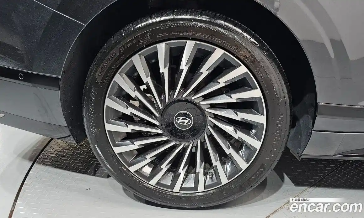 Hyundai Grandeur 2023 2.5 гидро в Москве № 1903869, фото 6