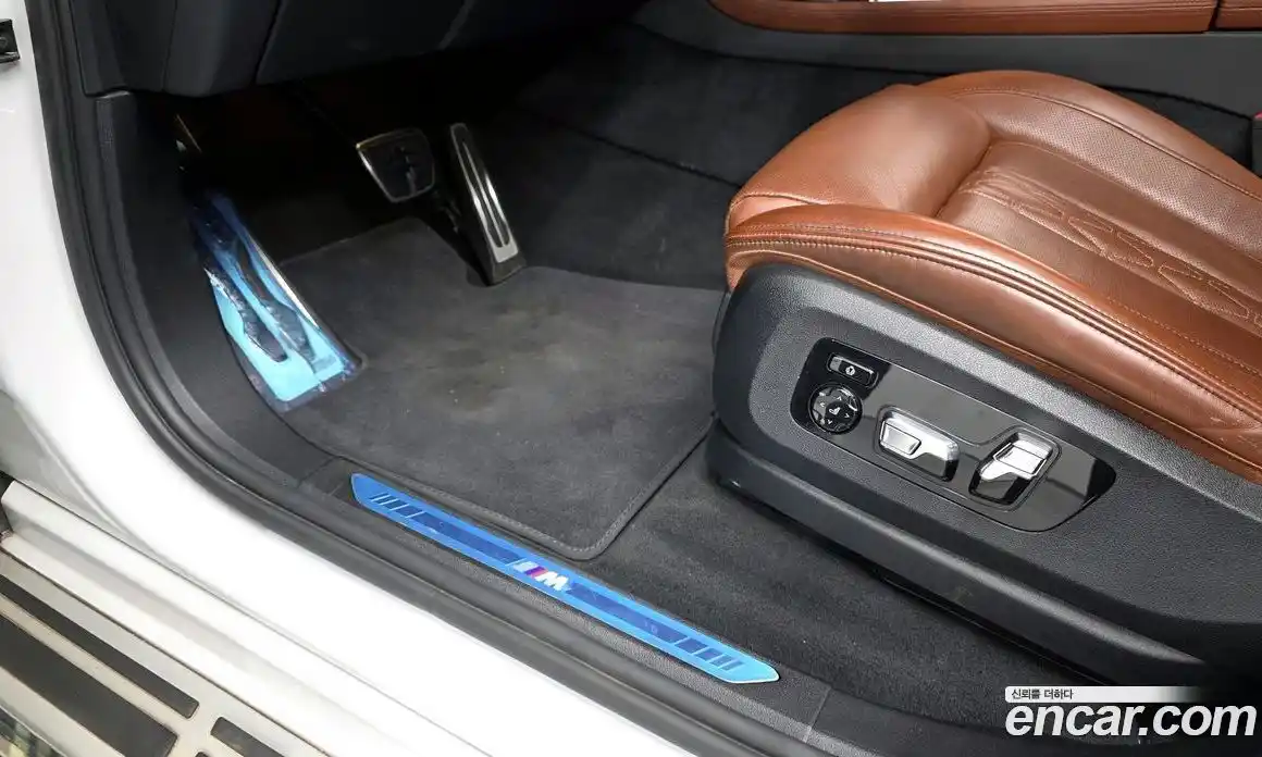 BMW X7 2022 3.0 гидро в Москве № 1903896, фото 22