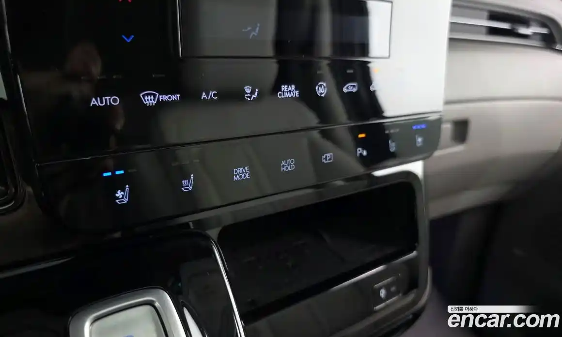 Hyundai Staria 2022 3.5 гидро в Москве № 1903904, фото 33