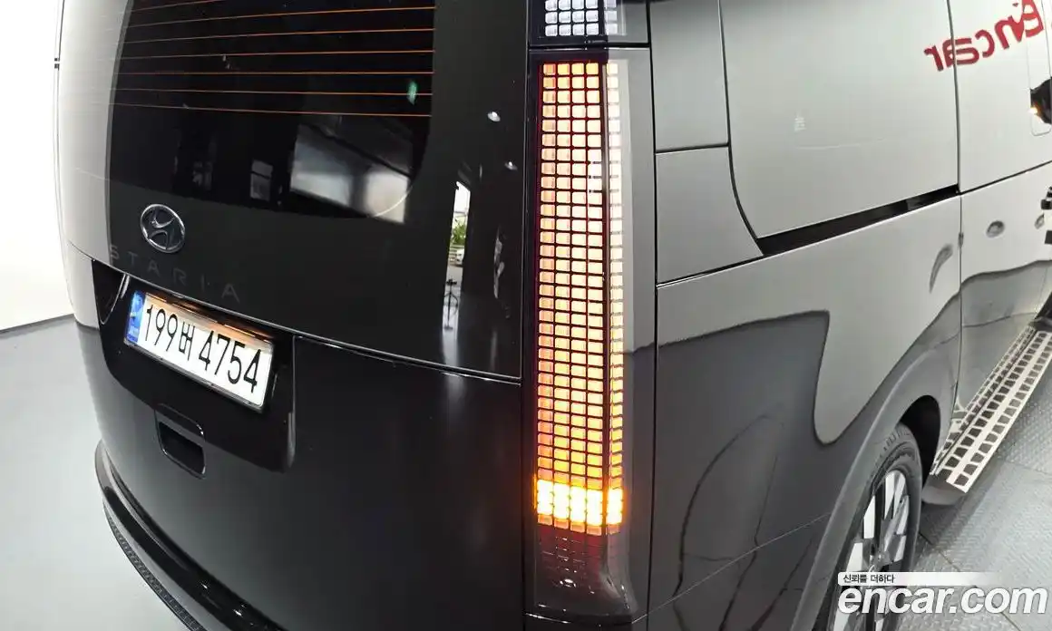 Hyundai Staria 2022 3.5 гидро в Москве № 1903904, фото 9