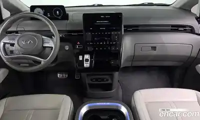 Hyundai Staria 2022 3.5 гидро в Москве № 1903904, миниатюра 10