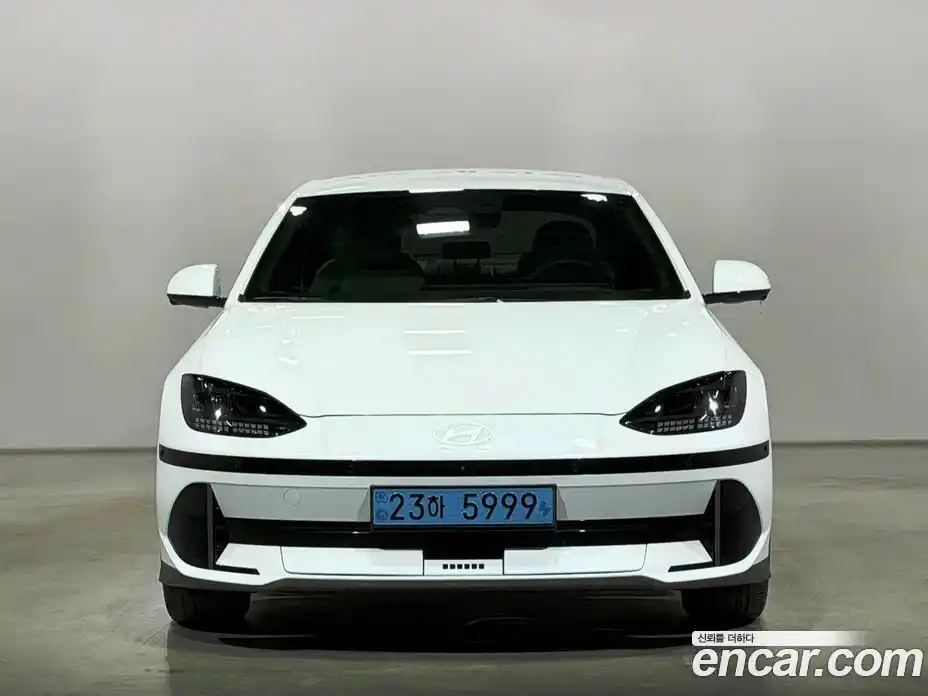 Hyundai Ioniq 6 2022 0.1 гидро в Москве № 1903947, фото 3
