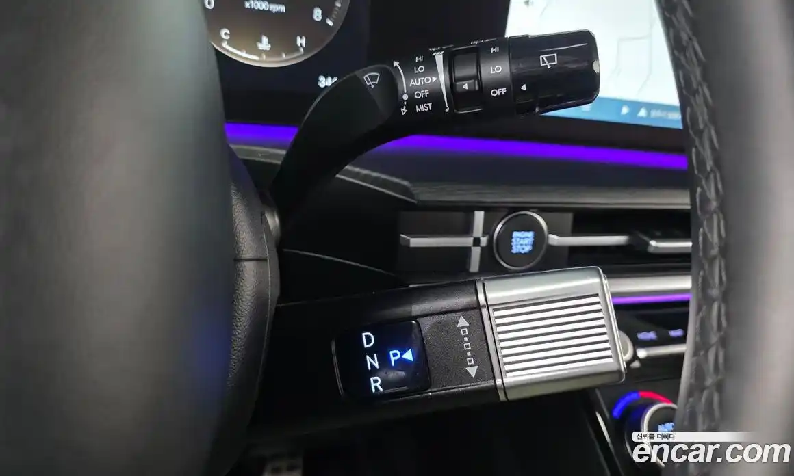 Hyundai Santa Fe 2023 2.5 гидро в Москве № 1903956, фото 9