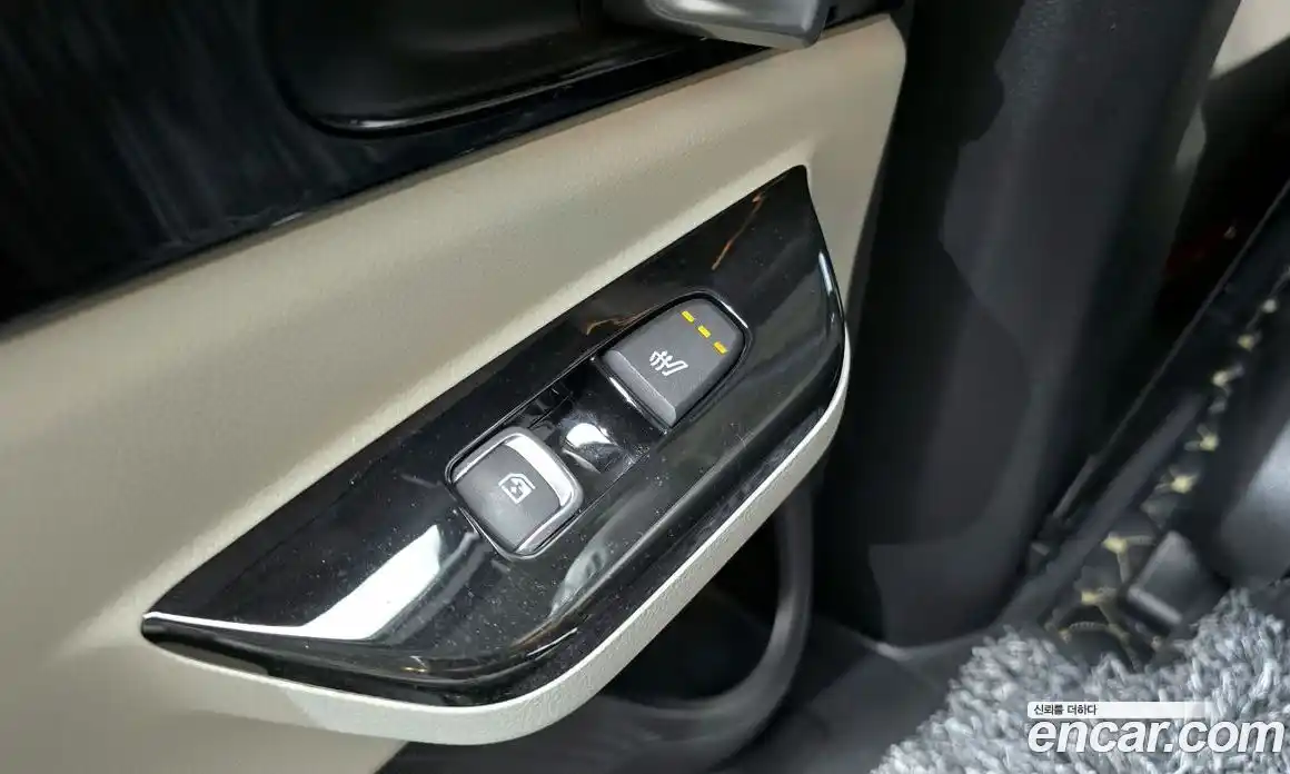 Kia Canival 2021 2.2 гидро в Москве № 1905110, фото 25