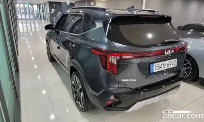 Kia Seltos 2022 2.0 гидро в Москве № 1905133, миниатюра 2