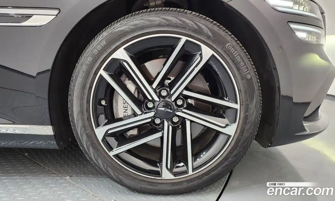 Genesis G80 2024 2.5 гидро в Москве № 1905249, фото 7