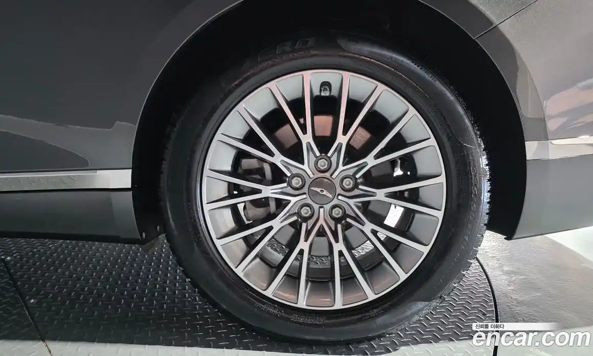 Genesis G80 2023 2.5 гидро в Москве № 1905312, фото 7