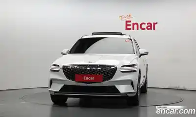 Genesis GV70 2023 0.1 гидро в Москве № 1905322, миниатюра 3