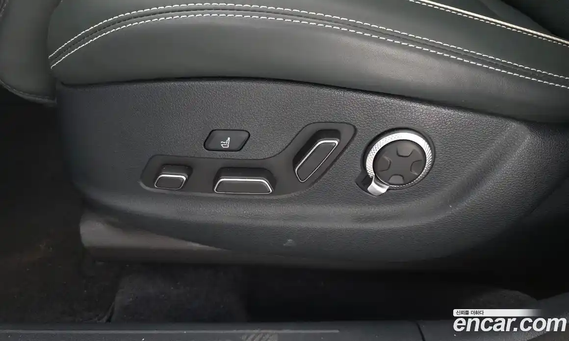 Genesis GV70 2023 0.1 гидро в Москве № 1905322, фото 32