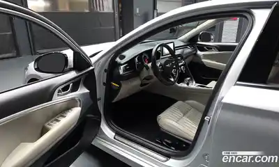 Genesis G70 2018 2.0 гидро в Москве № 1905347, миниатюра 10