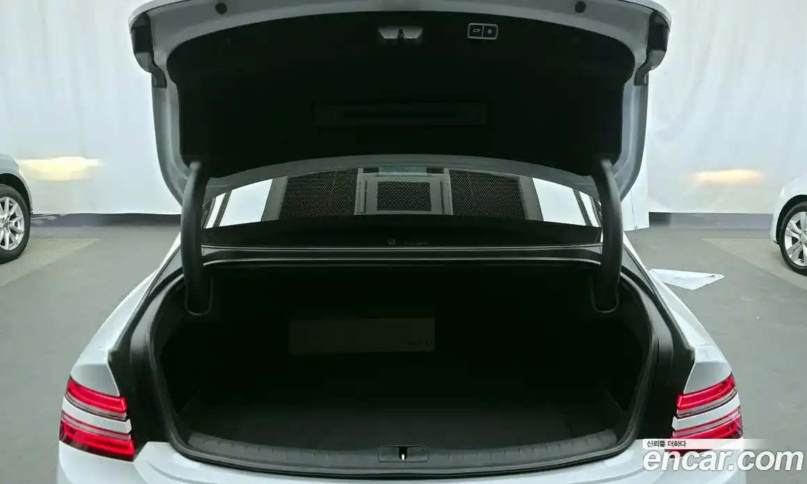 Genesis G80 2023 2.5 гидро в Москве № 1905375, фото 20