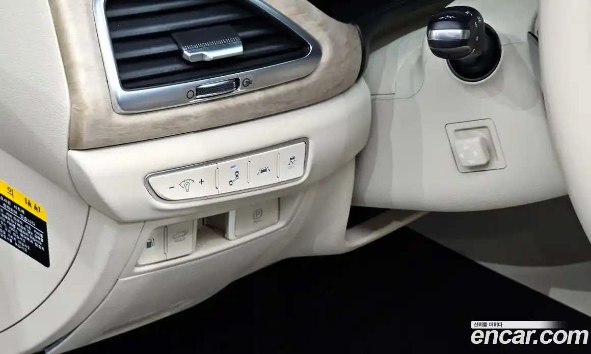 Genesis G90 2020 5.0 гидро в Москве № 1905566, фото 14