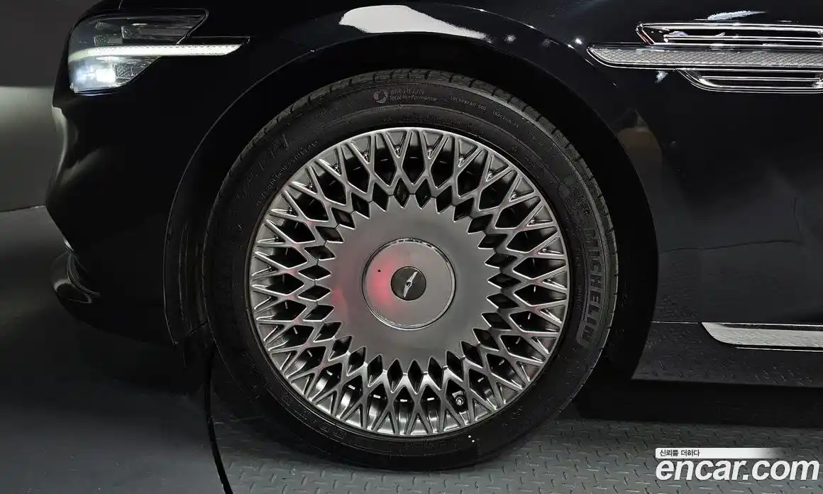 Genesis G90 2020 5.0 гидро в Москве № 1905566, фото 5