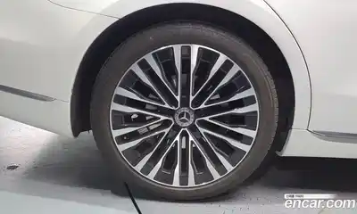 Mercedes-Benz S-Class 2023 3.0 гидро в Москве № 1905688, миниатюра 5