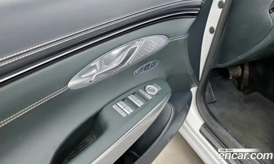 Genesis GV70 2022 0.1 гидро в Москве № 1905702, фото 29