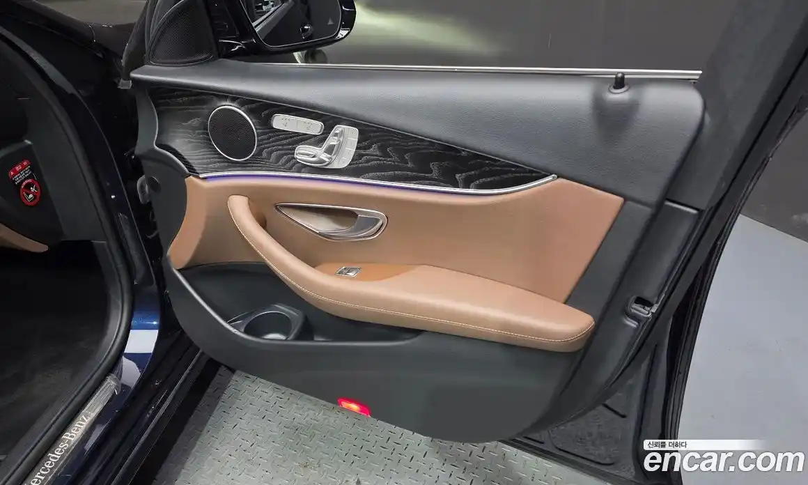 Mercedes-Benz E-Class 2022 2.0 гидро в Москве № 1906971, фото 14