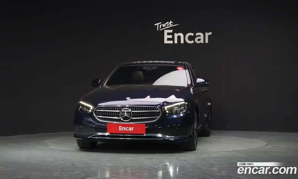 Mercedes-Benz E-Class 2022 2.0 гидро в Москве № 1906971, фото 3