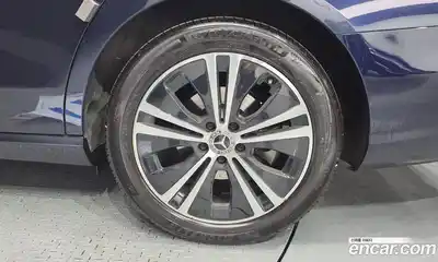 Mercedes-Benz E-Class 2022 2.0 гидро в Москве № 1906971, миниатюра 7