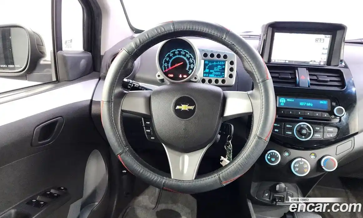 Chevrolet Spark 2013 1.0 гидро в Москве № 1906992, фото 20