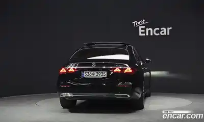 Mercedes-Benz E-Class 2024 2.0 гидро в Москве № 1907364, миниатюра 4