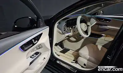 Mercedes-Benz E-Class 2024 2.0 гидро в Москве № 1907364, миниатюра 10