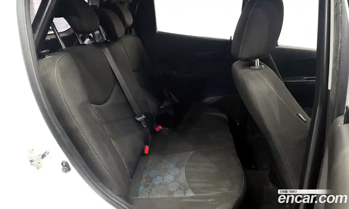 Chevrolet Spark 2016 1.0 механика в Москве, фото 11
