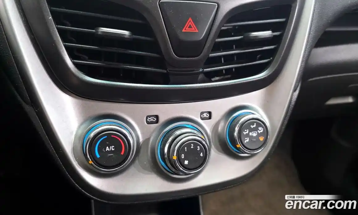 Chevrolet Spark 2016 1.0 механика в Москве, фото 16