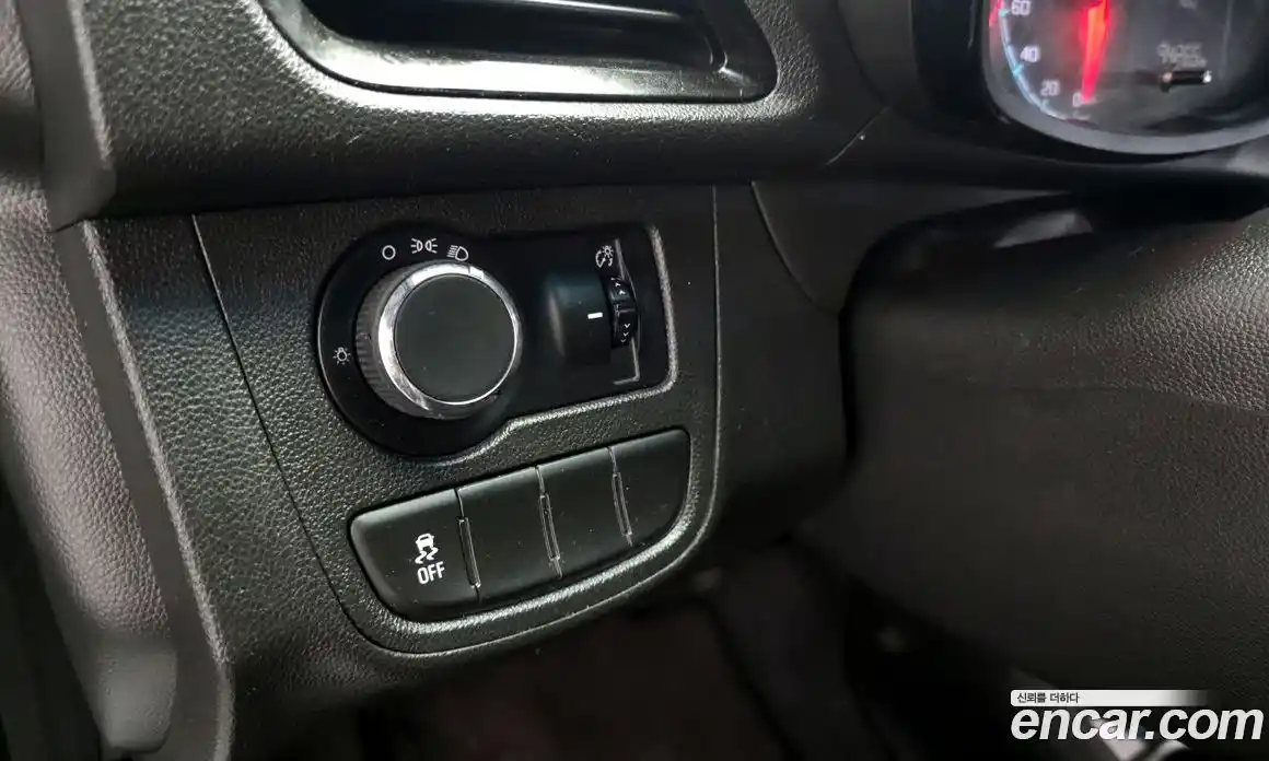 Chevrolet Spark 2016 1.0 механика в Москве, фото 18