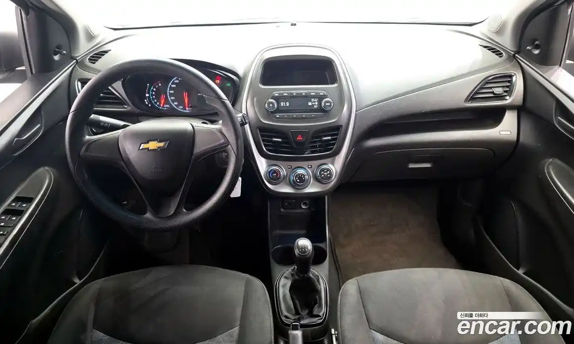 Chevrolet Spark 2016 1.0 механика в Москве, фото 7
