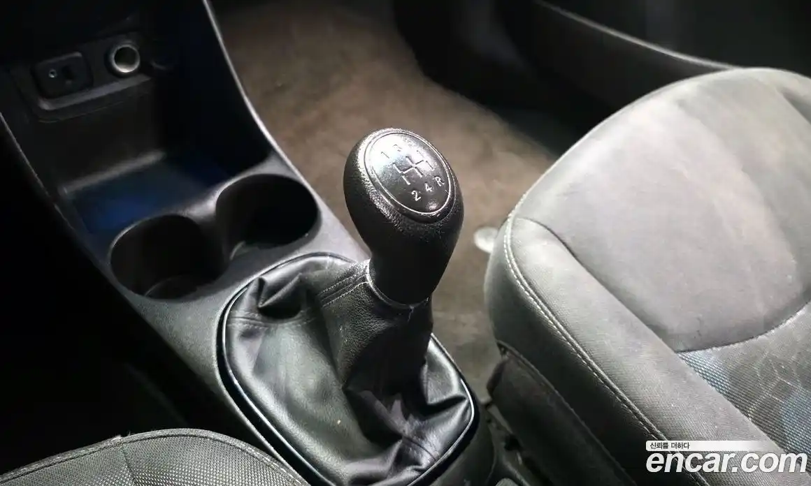 Chevrolet Spark 2016 1.0 механика в Москве, фото 9