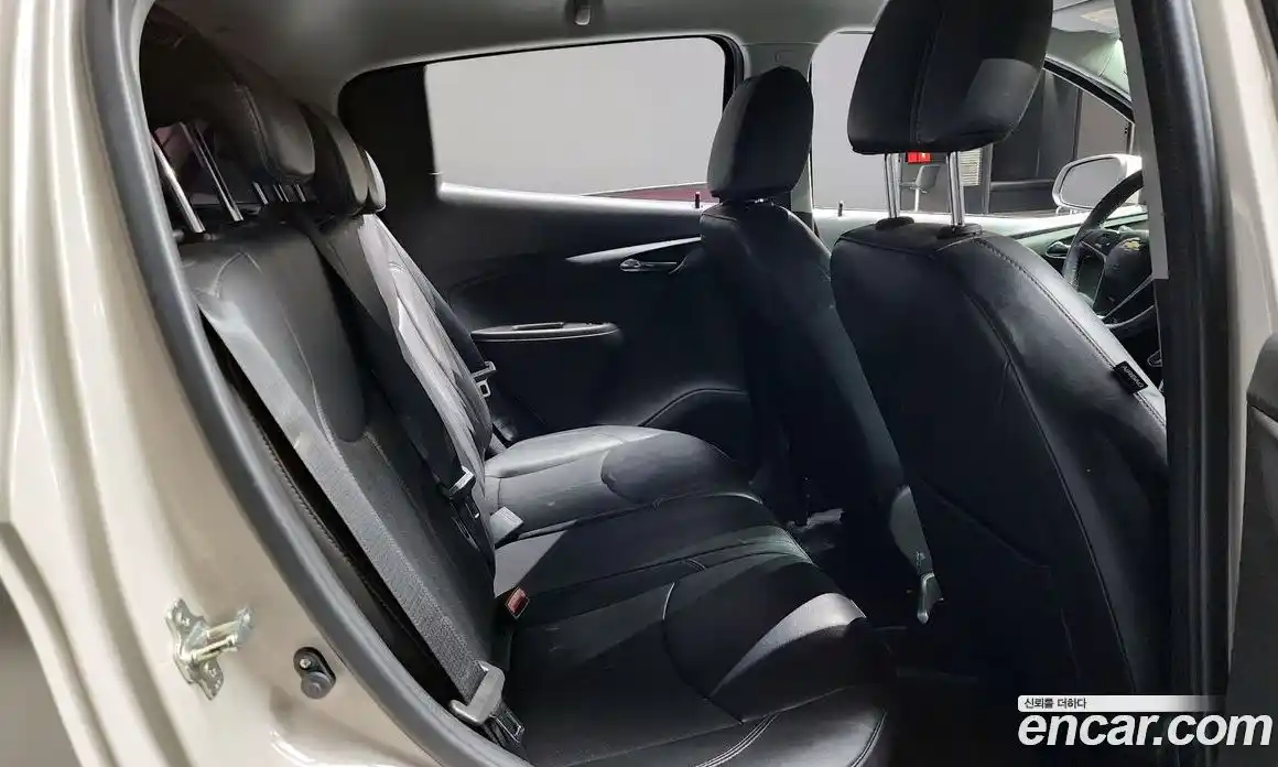Chevrolet Spark 2018 1.0 гидро в Москве, фото 11