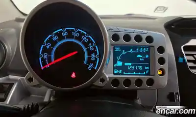 Chevrolet Spark 2012 1.0 гидро в Москве № 1907746, миниатюра 11