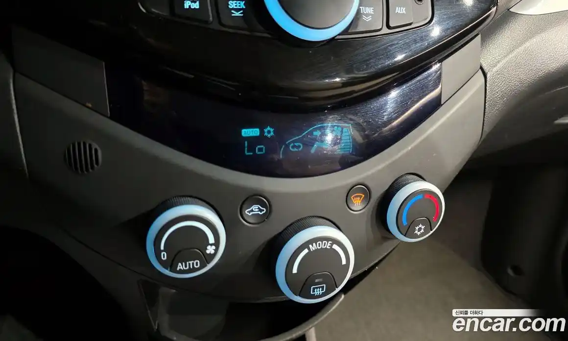 Chevrolet Spark 2012 1.0 гидро в Москве № 1907746, фото 20