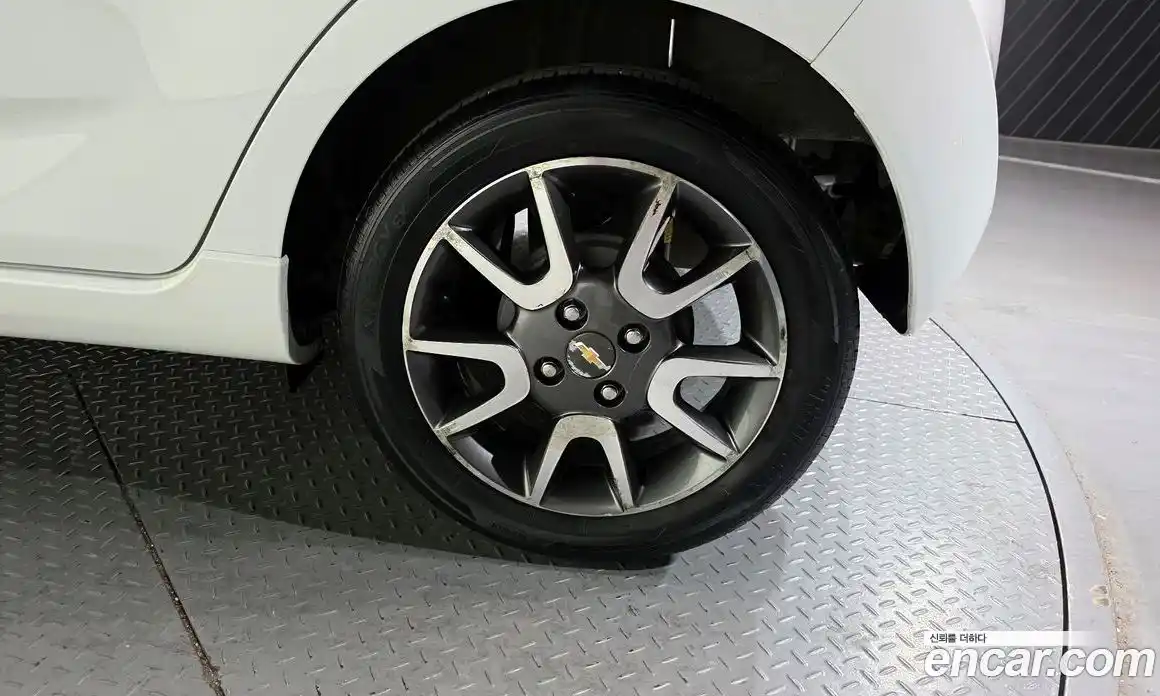 Chevrolet Spark 2012 1.0 гидро в Москве № 1907746, фото 7