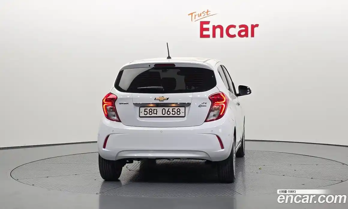 Chevrolet Spark 2016 1.0 гидро, фото 4