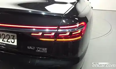 Audi A8 2020 4.0 гидро в Москве № 1910602, миниатюра 9
