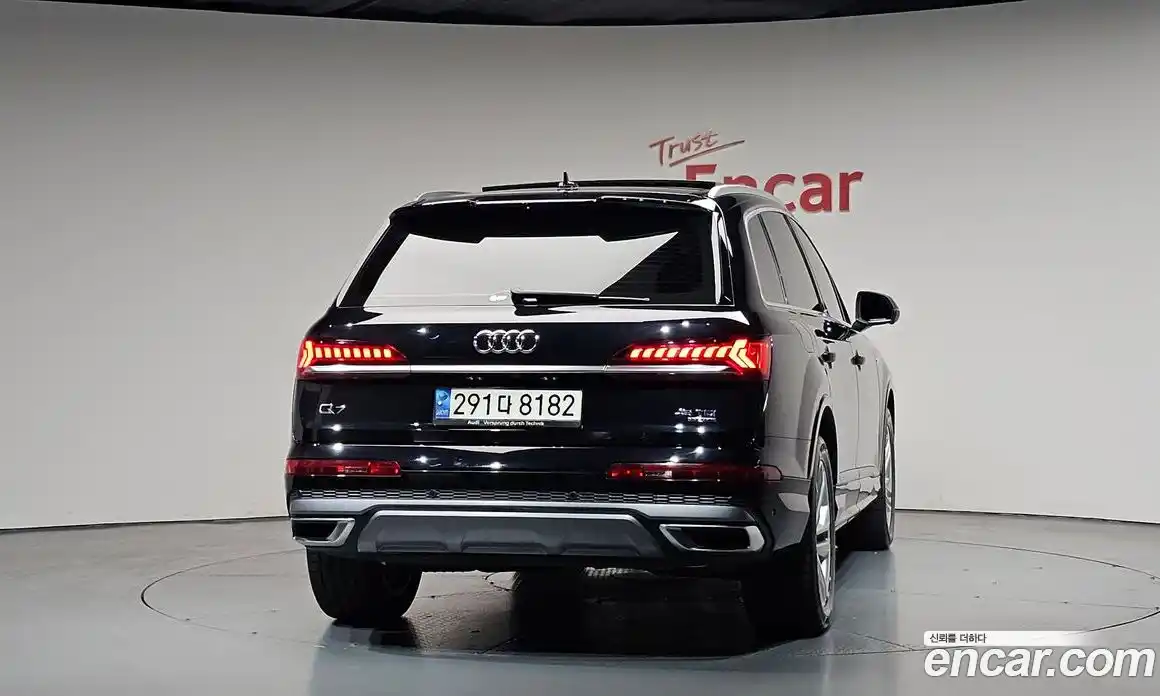 Audi Q7 2021 3.0 гидро в Москве № 1910760, фото 4